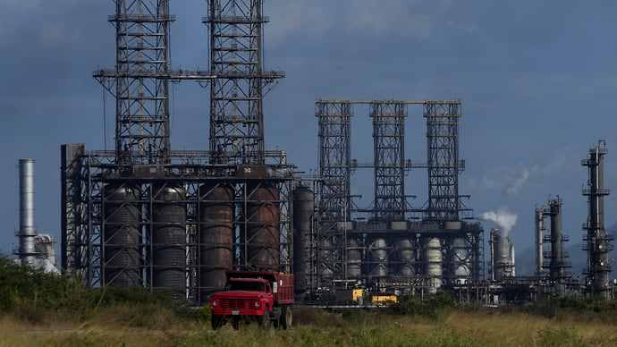 В Венесуэлу со своей нефтью