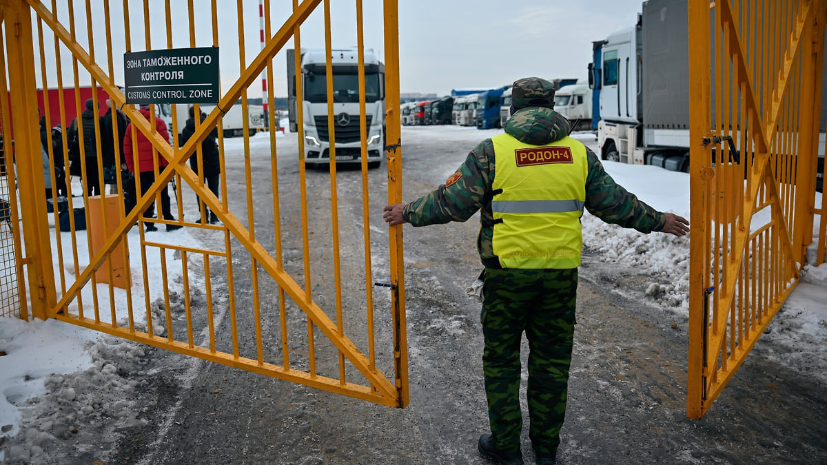 Таможне поручено бороться с серыми поставками через страны ЕАЭС