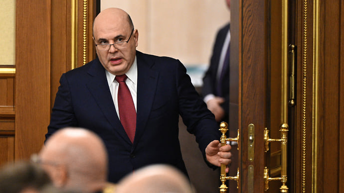 Премьер и партии едины