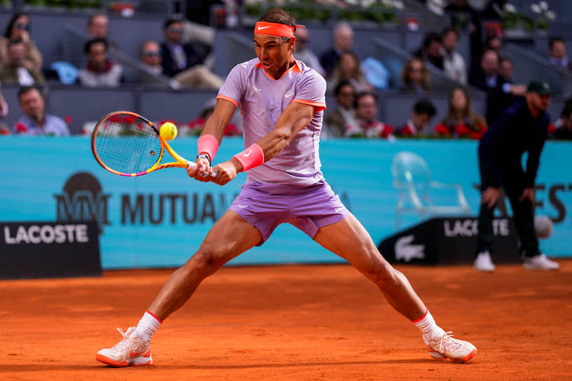 По ходу первого матча Рафаэля Надаля на турнире Mutua Madrid Open физическая форма 37-летнего ветерана вопросов не вызывала
