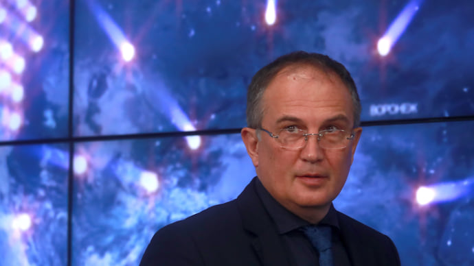 Доливают после отстоя