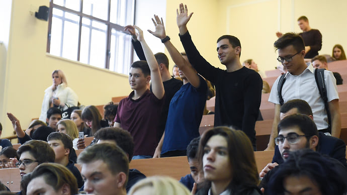 Митинг на хлеб не намажешь