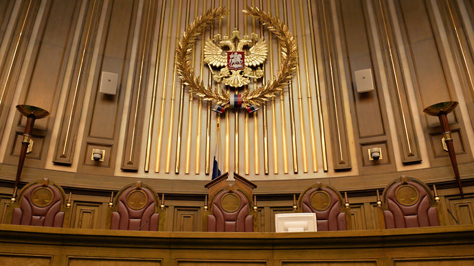 Долг выше подозрений
