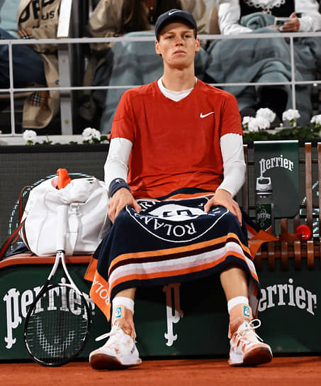 Выступая в этом году на Roland Garros и других турнирах, проходивших с начала апреля, Янник Синнер уже знал о двух положительных допинг-пробах