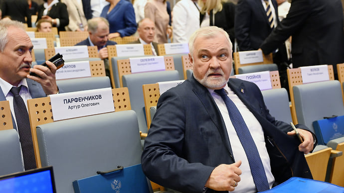Губернаторов проверили на незаменимость