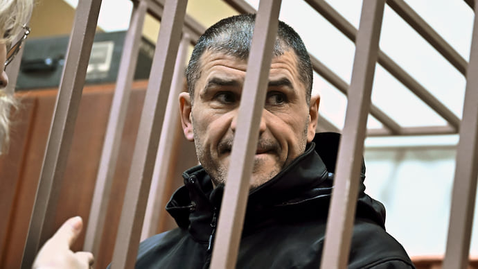 На службе банды и отечества