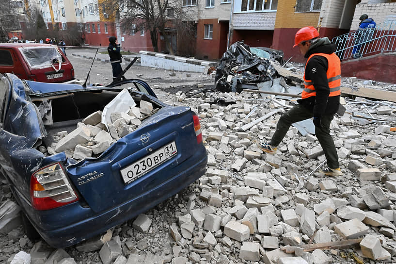 Белгородские власти советуют автомобилистам тщательнее выбирать место парковки или не ездить в районы, которые чаще других обстреливают со стороны Украины