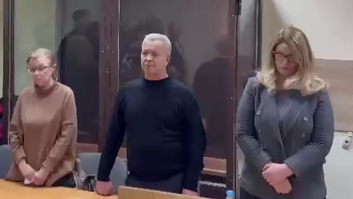 Полицейских рубашек хватило на шесть лет