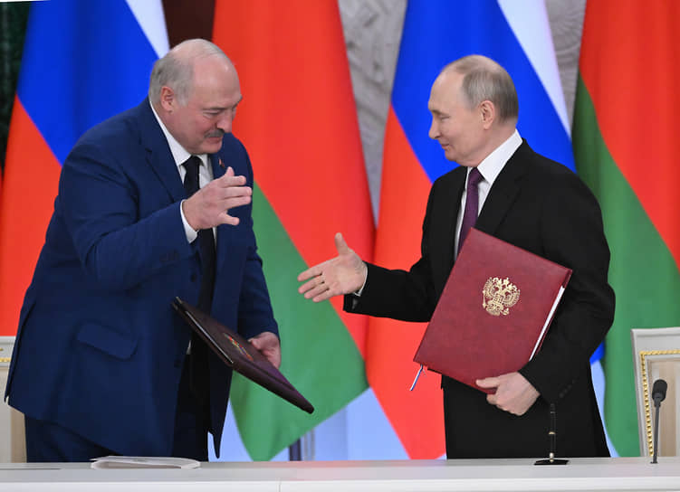 Александр Лукашенко и Владимир Путин давно ударили по рукам. Не отказали себе и в этот раз
