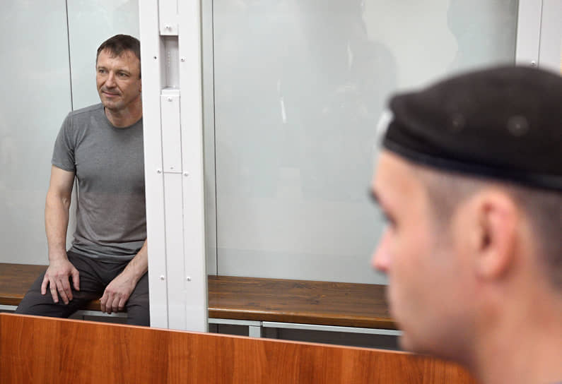 Защита Ивана Попова убеждена, что суд допустил нарушения, арестовав бывшего командарма