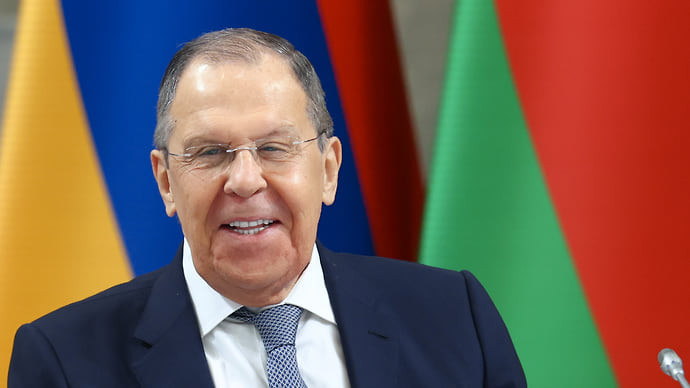 Сергей Лавров уехал из Алматы с орденом