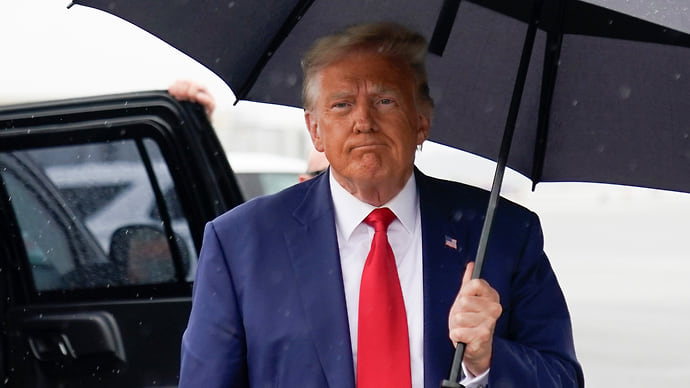 Дональд Трамп не хочет ехать в Африку