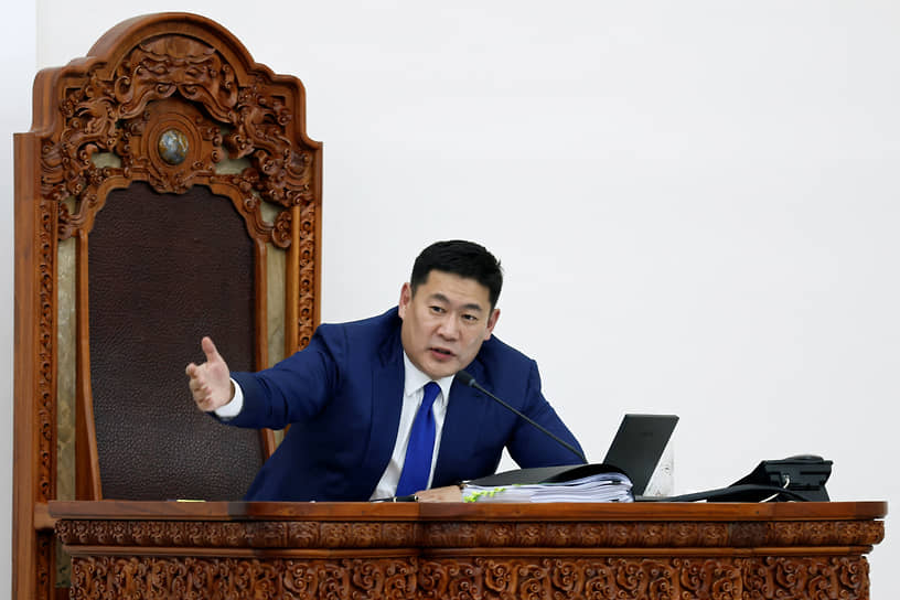 Лувсаннамсрайн Оюун-Эрдэнэ