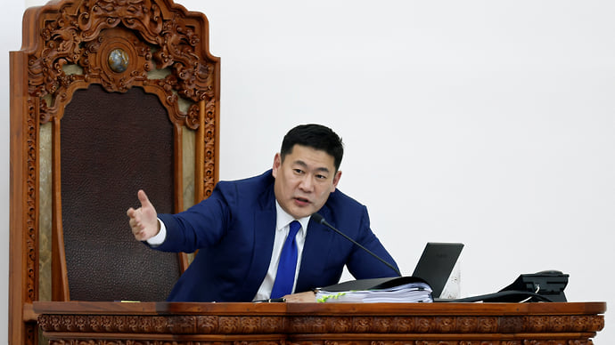 Потому что нельзя быть на свете богатым таким