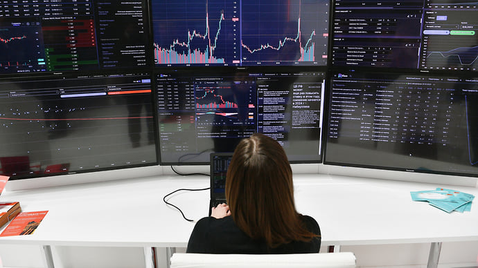 Биткойну надо было срочно поторговаться