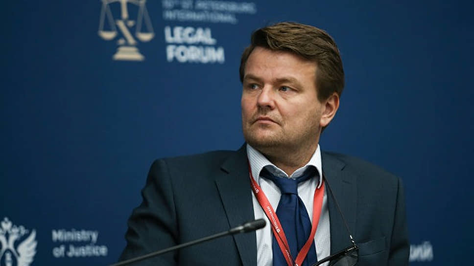 После назначения Константина Калиновского и Евгения Тарибо (на фото) судьями КС его состав будет почти полностью укомплектован