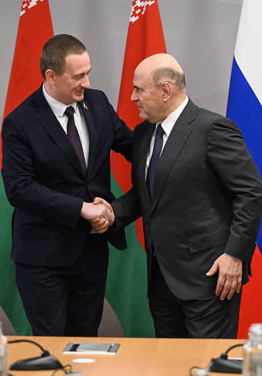Михаил Мишустин использовал пересечение с главами правительств стран ЕАЭС на горноалтайском курорте (на фото — премьер Белоруссии Александр Турчин) для серии оперативных переговоров по союзным делам