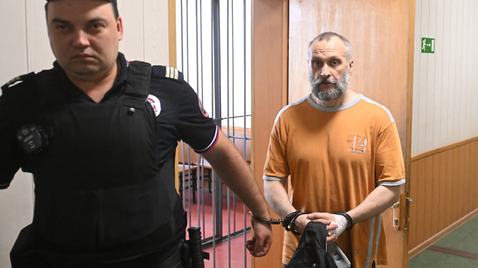 Утилизация бронетехники подвела под статью