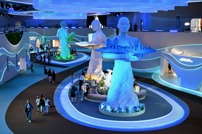 Организаторы выставки хотели продемонстрировать масштабы происходящих в городе изменений