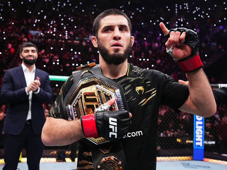 Свой следующий поединок бывший чемпион UFC в легком весе Ислам Махачев проведет в новой для себя категории — полусредней