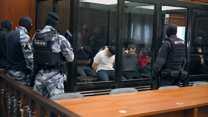 Суд закрыли от террористов