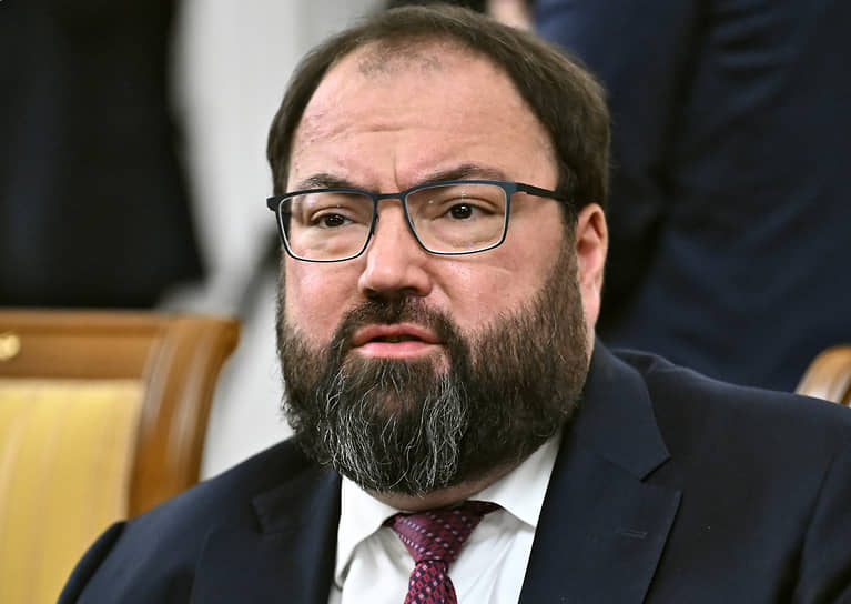 Министр цифрового развития, связи и массовых коммуникаций Максут Шадаев