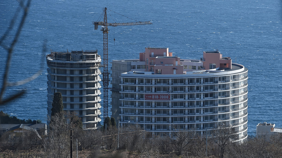 На курорте плавятся метры