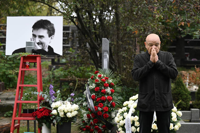 Режиссер Константин Райкин называл уход Юрия Бутусова
«непостижимым» событием, в которое трудно поверить