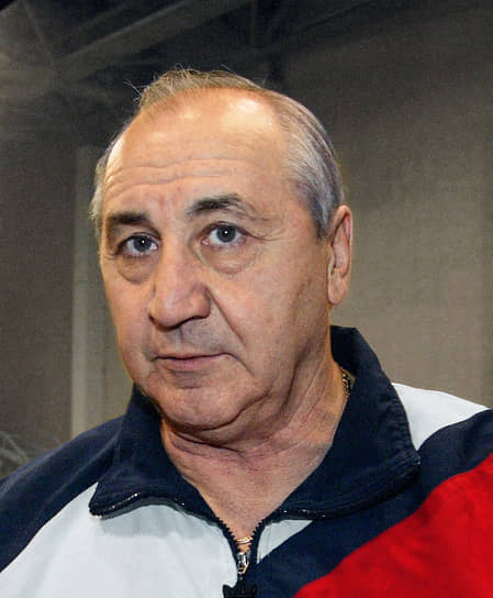 Владимир Максимов