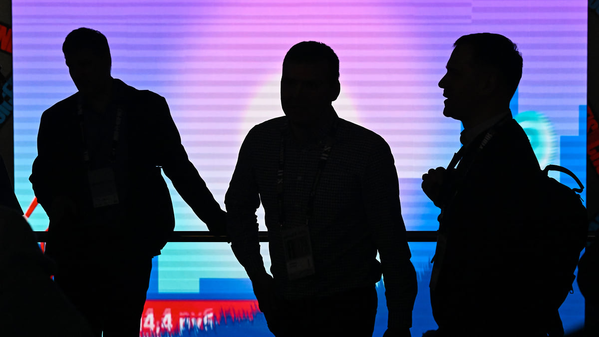 Девелопер подселит дизайнеров