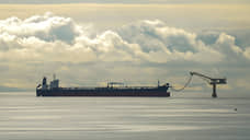 Страховка танкеров меняет флаг