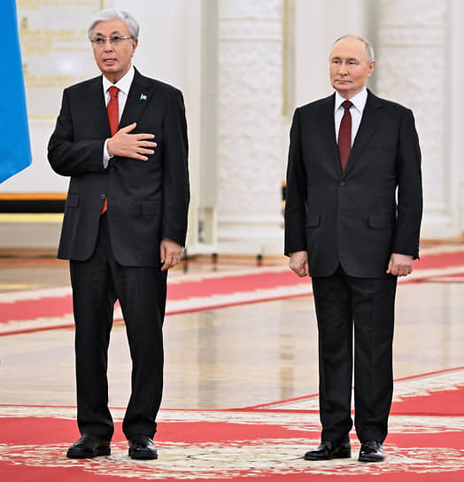 Касым-Жомарт Токаев и Владимир Путин приняли гимны близко к сердцу