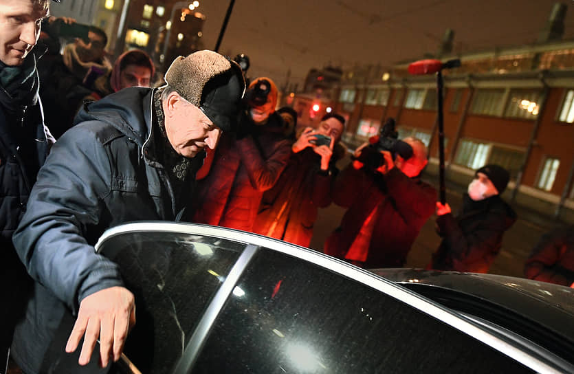 Досрочно покинувший Госдуму Валерий Рашкин может остаться еще и без депутатской пенсии в Саратове