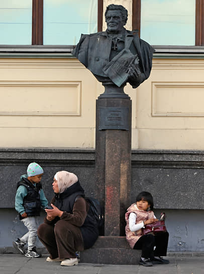 Далеко не все дети мигрантов попали в статистику Минпросвещения 