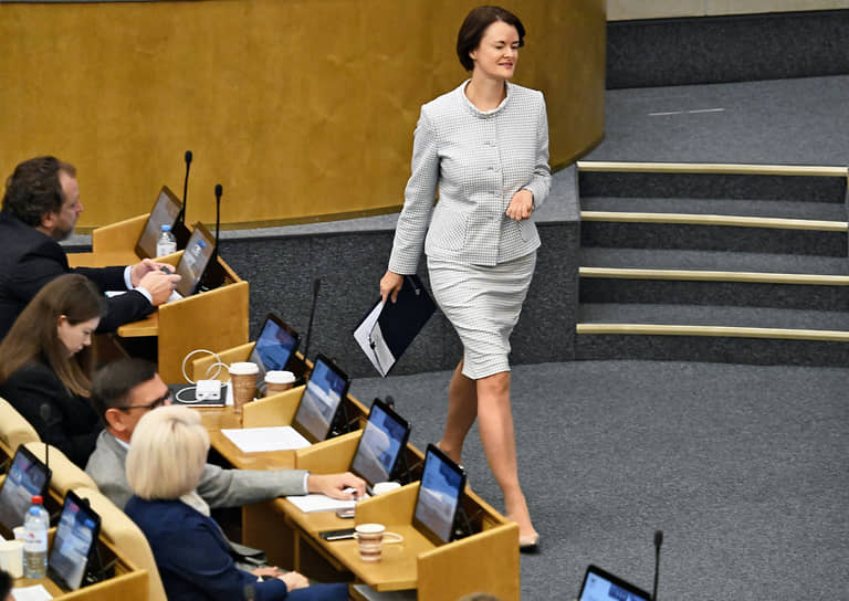 Статс-секретарь – заместитель министра юстиции России Елена Ардабьева (справа)