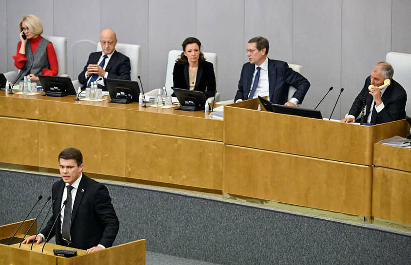 Председатель комитета Госдумы по информационной политике, информационным технологиям и связи Сергей Боярский во время выступления на заседании Госдумы