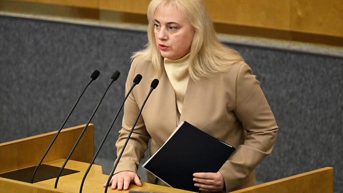 Минкульт заступился за Чебурашку