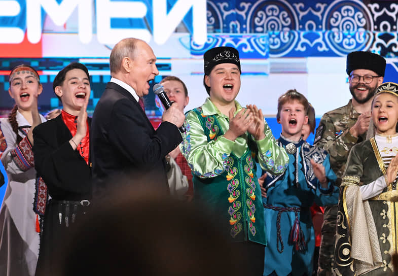 Владимир Путин прекрасно держался на сцене