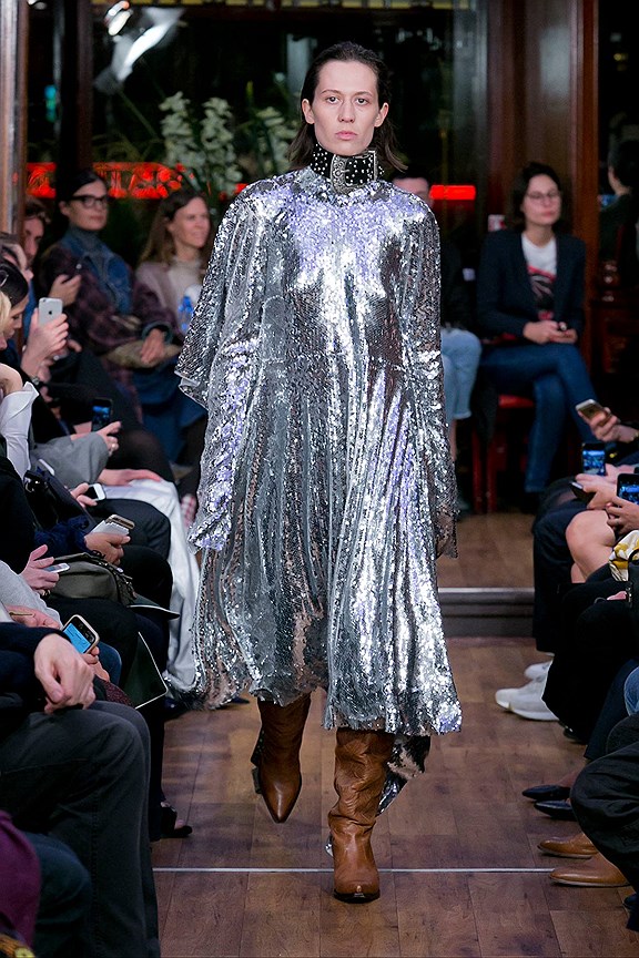 Показ коллекции Vetements сезона «весна-лето 2016»