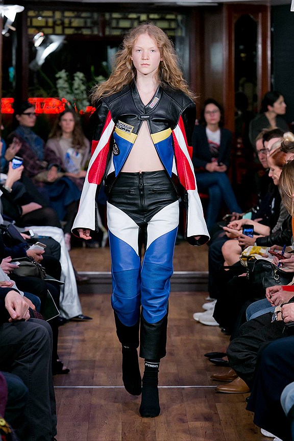 Показ коллекции Vetements сезона «весна-лето 2016»