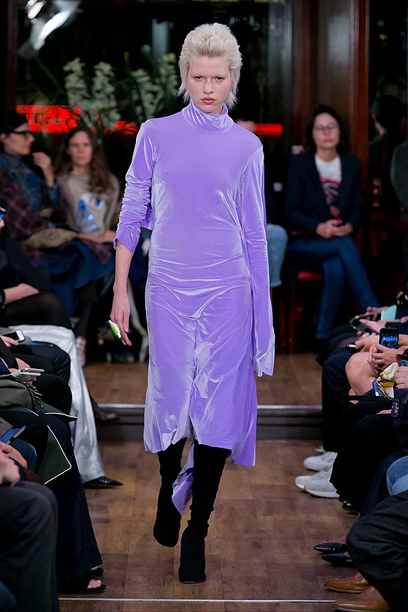Показ коллекции Vetements сезона «весна-лето 2016»