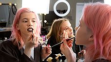 Школа визажистов Mosmake представляет курс макияжа для подростков