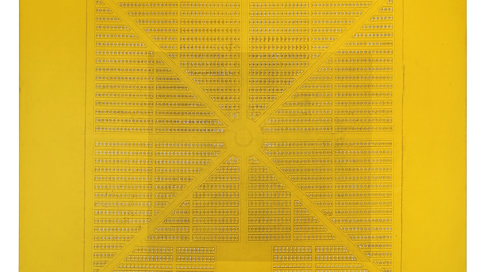 Guillermo Kuitca, Carcel amarilla, 1994 Graphite, color pencils and acrylic on canvas, 175 ? 236 cm. Collection of the artist © Guillermo Kuitca. Photo © Martin Touzon 