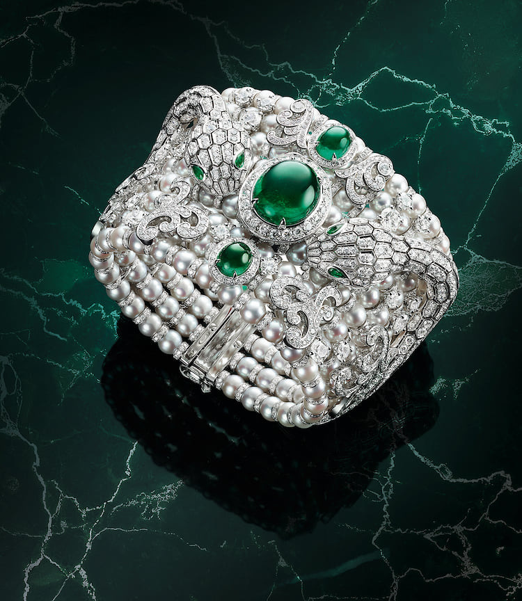 Часы Serpenti Misteriosi High-Jewellery Baroque Pearls