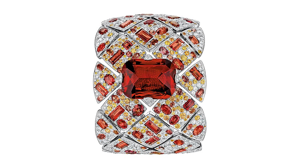 Chanel, Les Eternelles Grenat