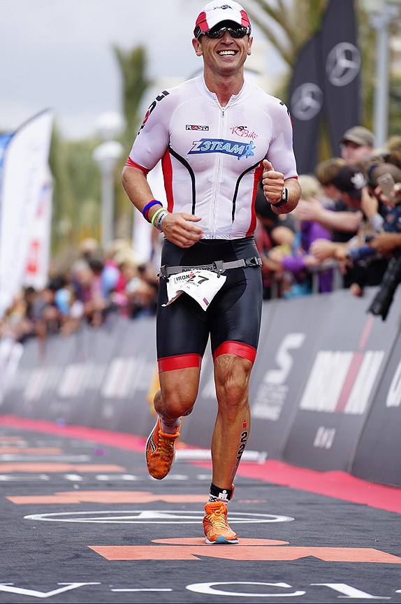 Александр Жуков во время соревнований Ironman в Ницце