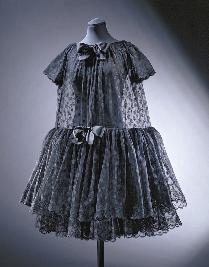 Коктельное платье в стиле &quot;Бэби долл&quot; из кпедешина, кружева и сатина, Париж, 1958