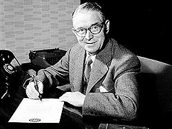 Первый конструктор LEGO — знаменитый Оле Кирк Кристиансен, 1957 год
