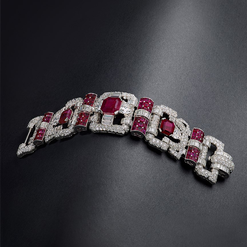 Bonhams Fine Jewelry: Katherine Szoke Domyan Collection, два бриллиантовых колье, Harry Winston, эстимейт $250,000-350,000 и $350,000-550,000