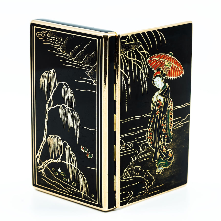 Футляр для сигарет «Japonaise et arbre» (Японка и дерево), золото, эмаль, Lacloche Freres, Париж, 1925 год